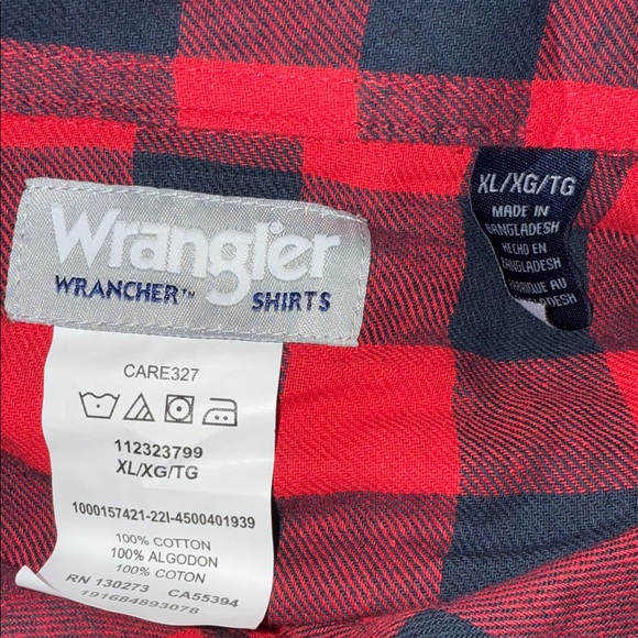 Wrangler Men's Red and Black Checkered Shirt - Picture 5 of 5